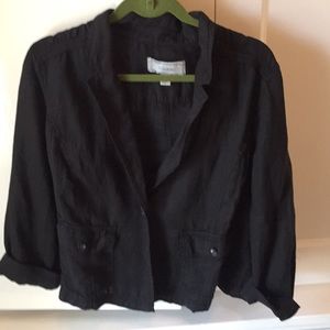 Relaxed linen short jacket